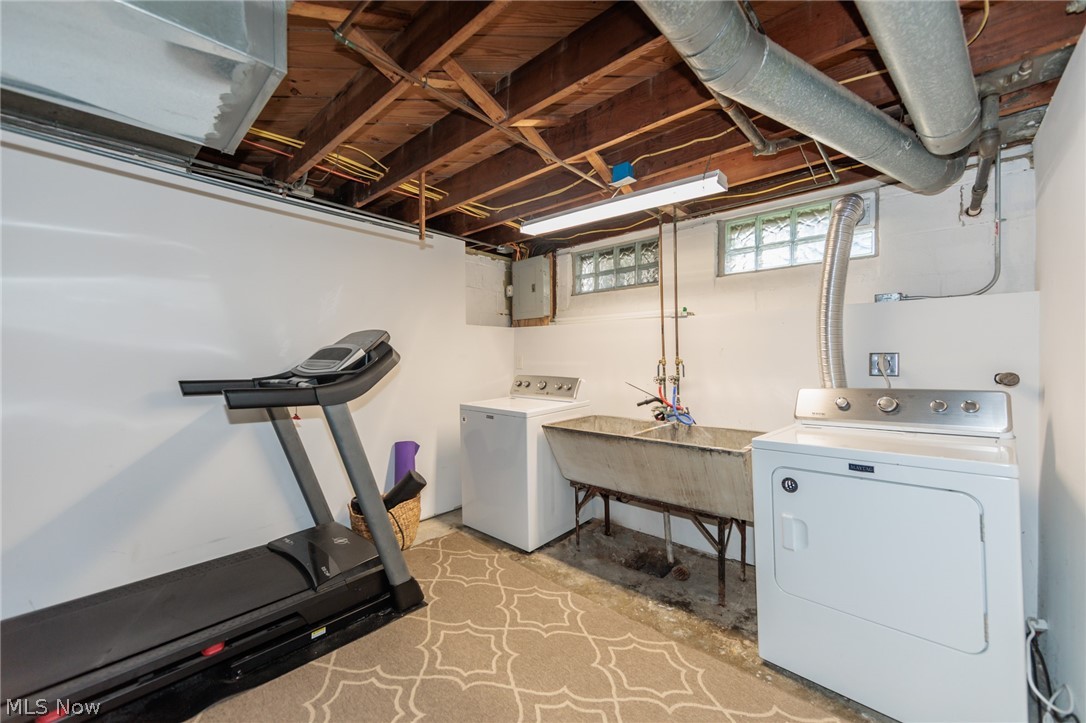 504 Columbia Road Bay Village OH 44140