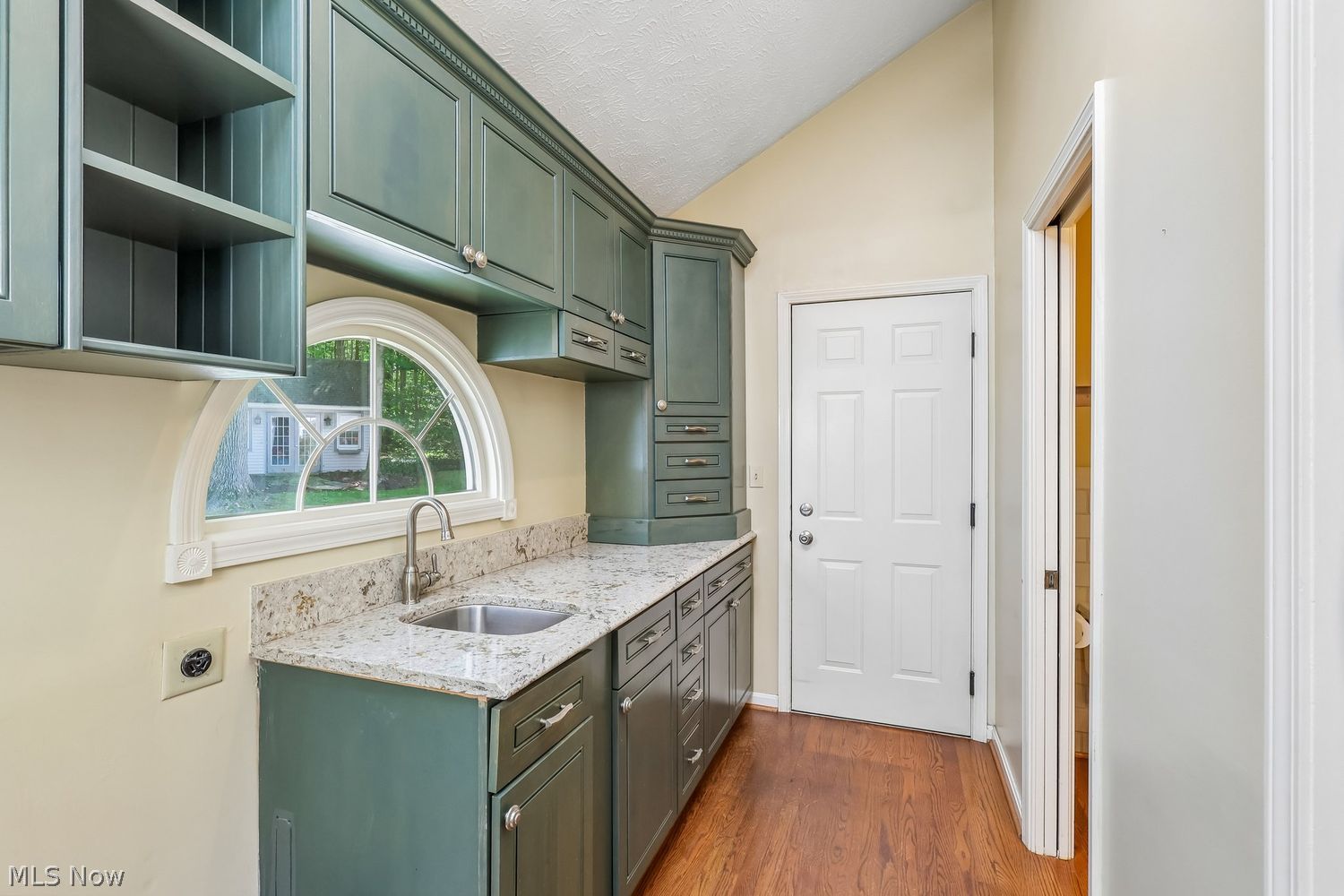 11499 Twin Mills Lane Chardon OH 44024