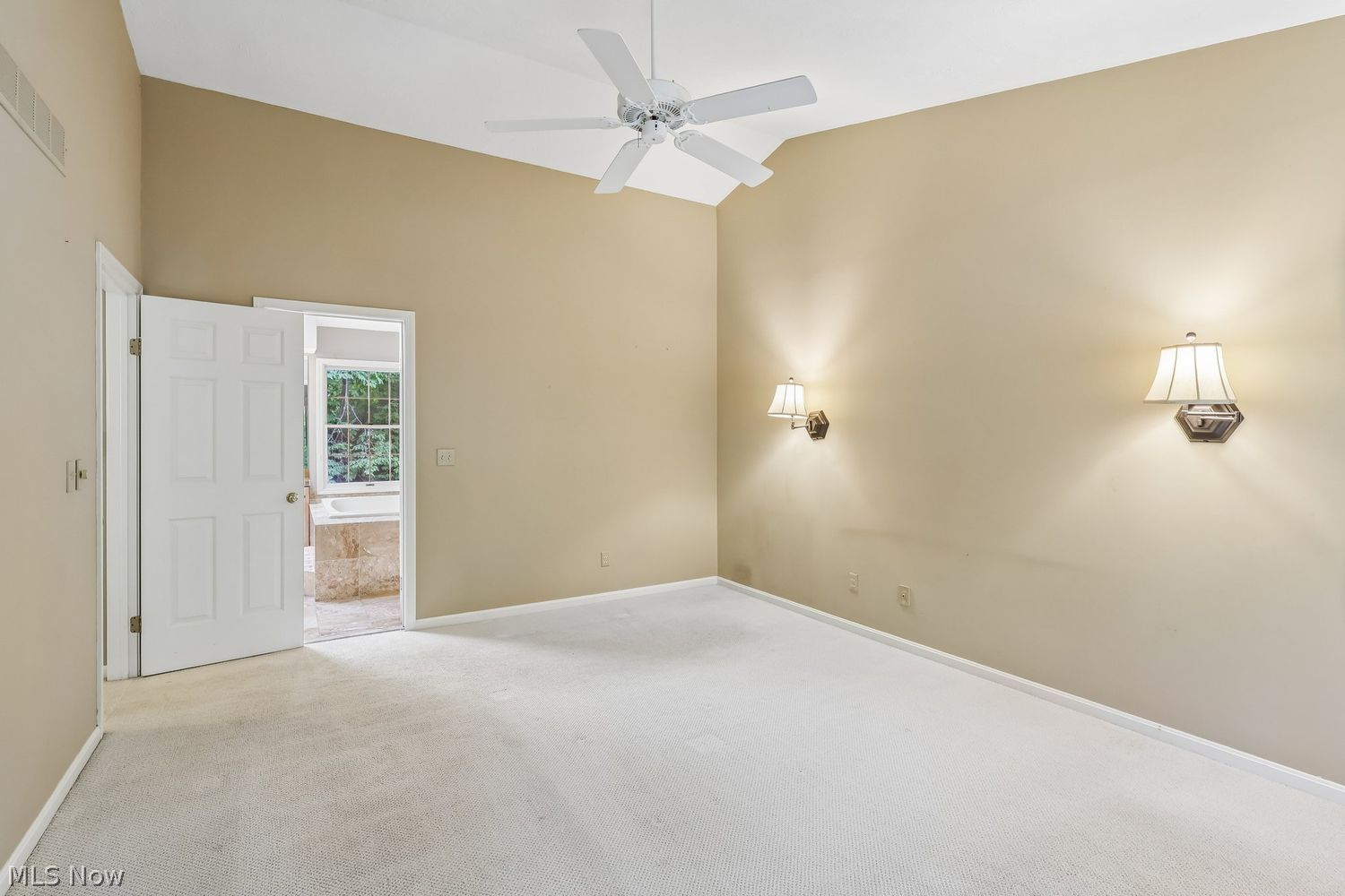 11499 Twin Mills Lane Chardon OH 44024