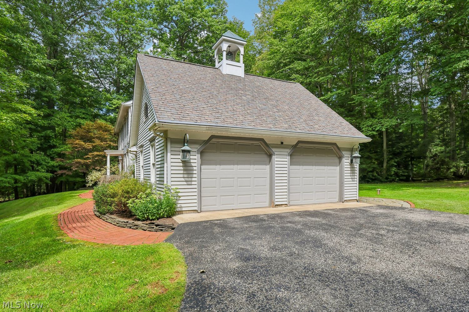 11499 Twin Mills Lane Chardon OH 44024