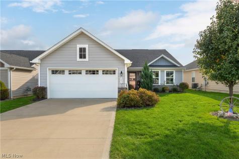 203 Hidden Cove Amherst OH 44001