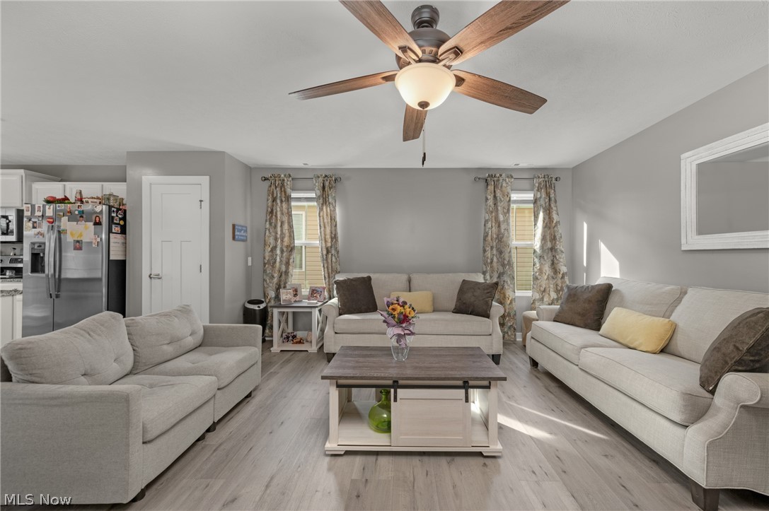 203 Hidden Cove Amherst OH 44001