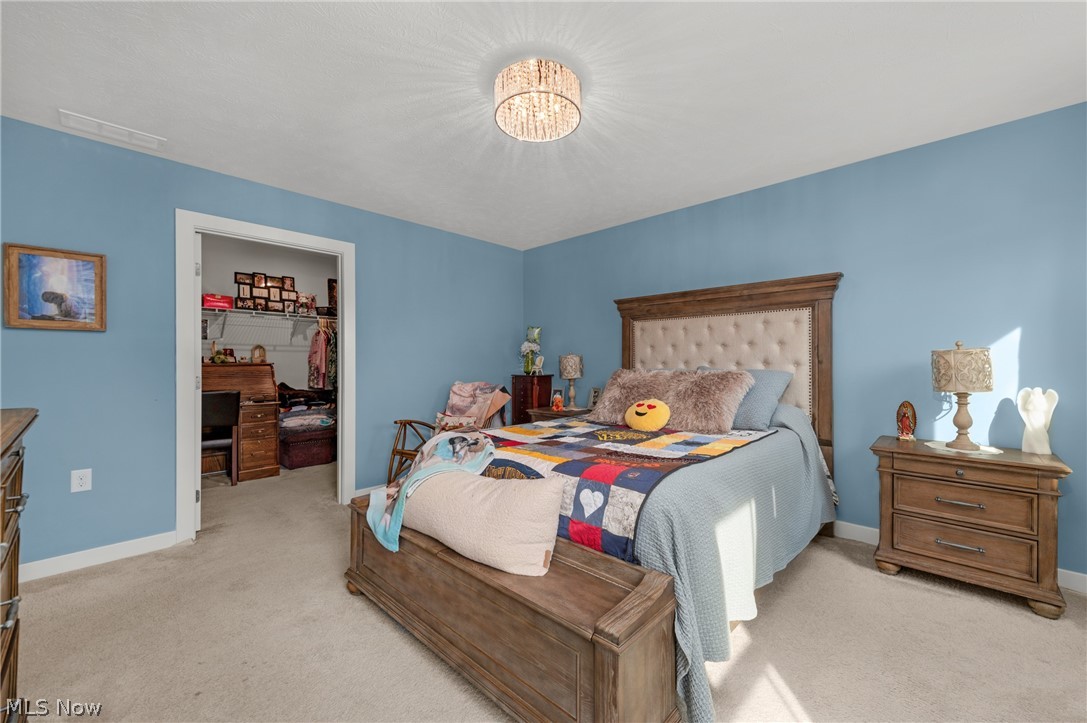 203 Hidden Cove Amherst OH 44001