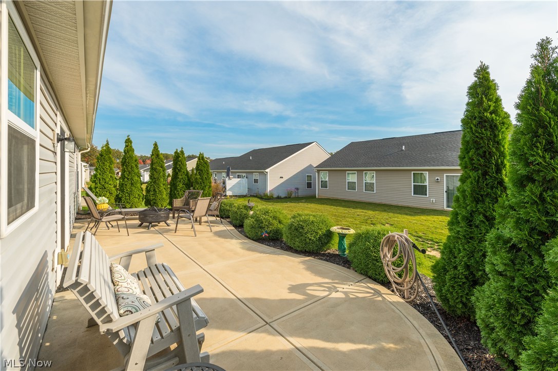 203 Hidden Cove Amherst OH 44001