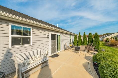203 Hidden Cove Amherst OH 44001