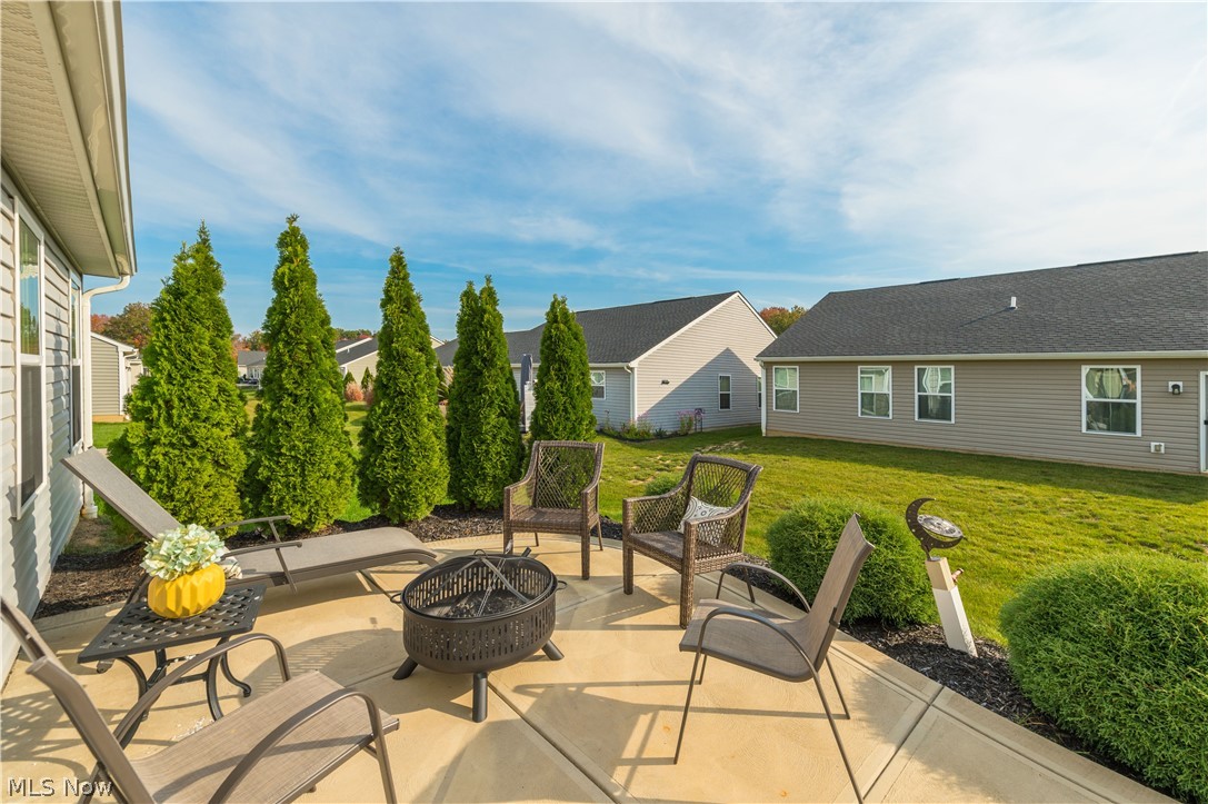 203 Hidden Cove Amherst OH 44001