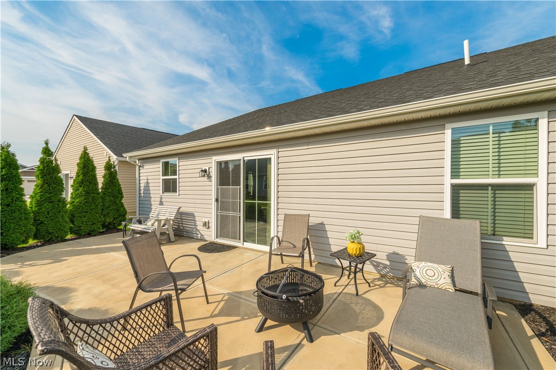 203 Hidden Cove Amherst OH 44001