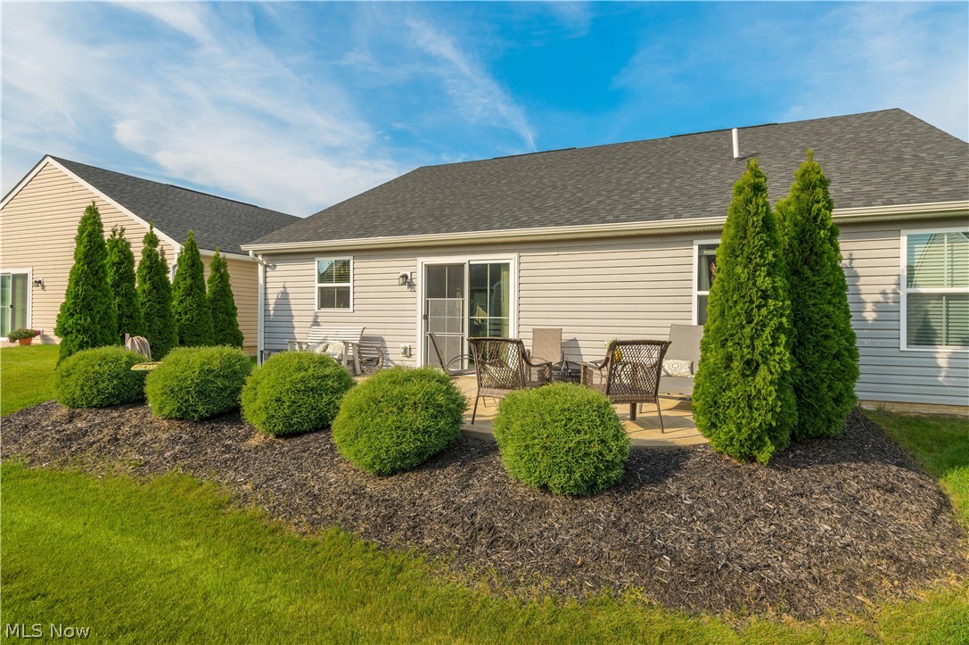 203 Hidden Cove Amherst OH 44001