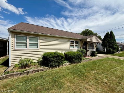 1232 Hawthorne Avenue SW Canton OH 44710