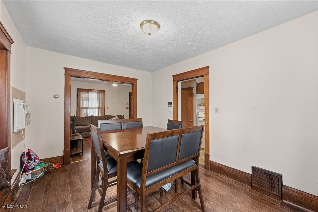 2240 12th Street SW Akron OH 44314
