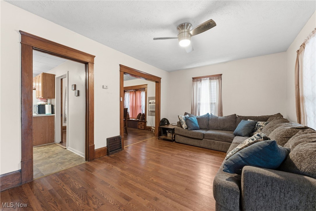 2240 12th Street SW Akron OH 44314