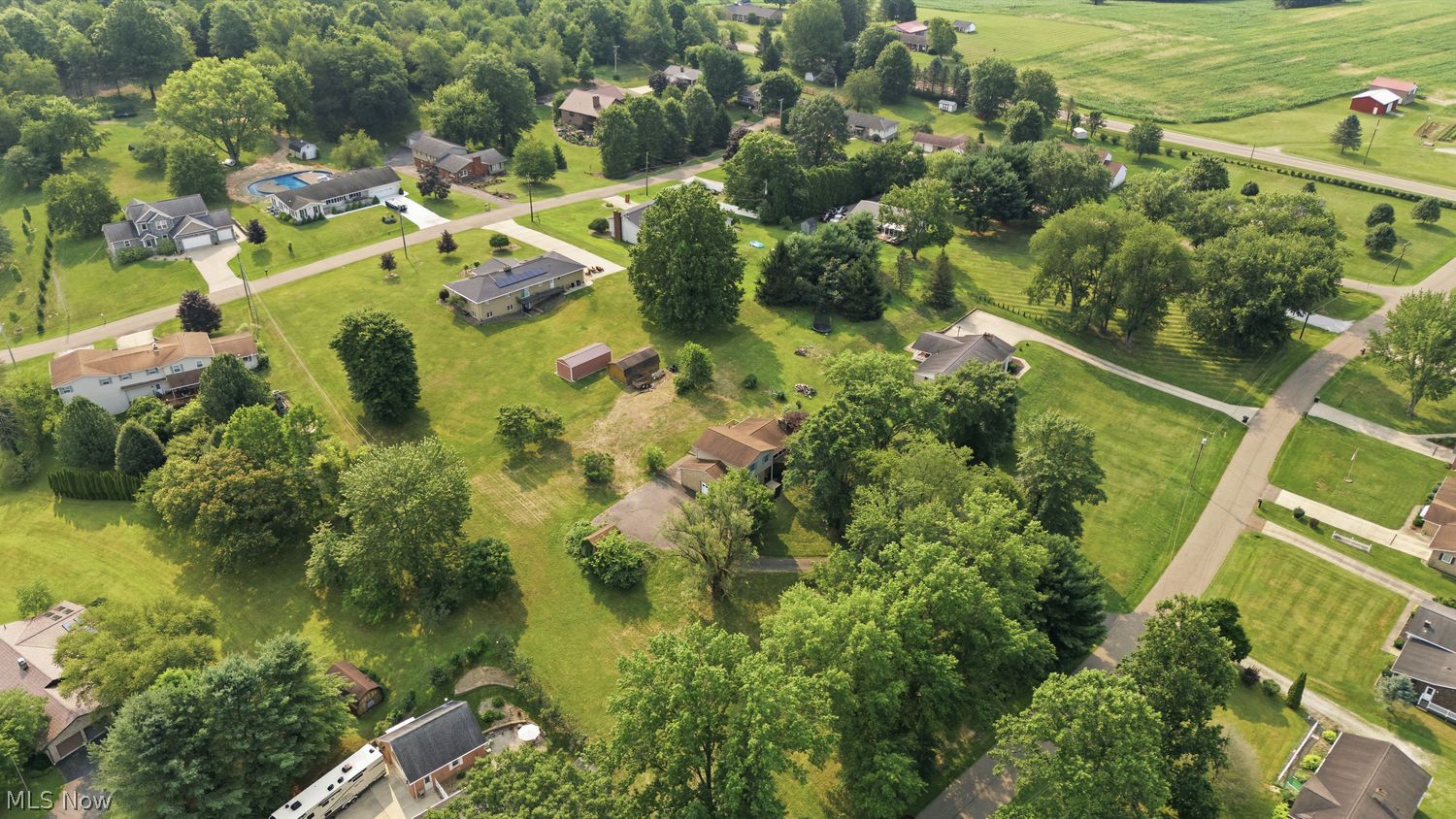 11251 NE Lynwood Drive NE Magnolia OH 44643