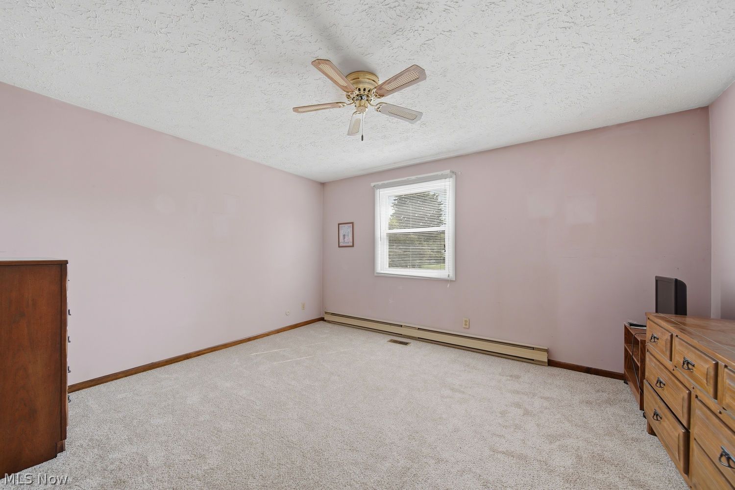 11251 NE Lynwood Drive NE Magnolia OH 44643