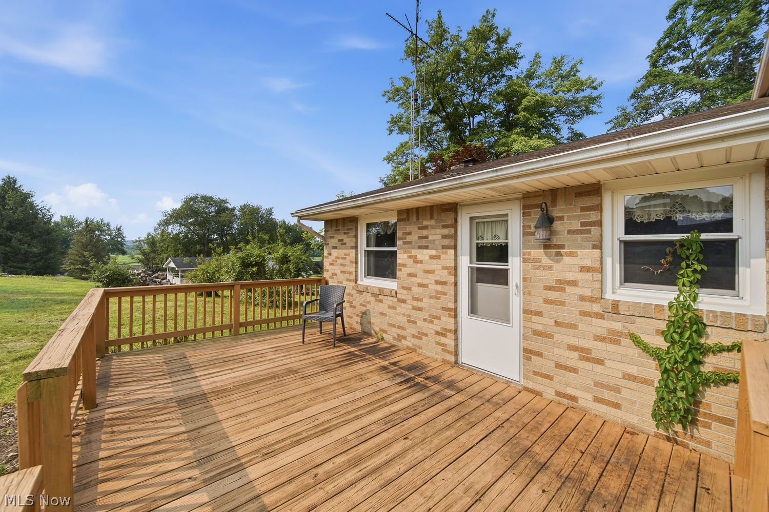 11251 NE Lynwood Drive NE Magnolia OH 44643
