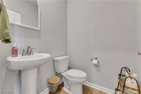 520 Forecastle Court Avon Lake OH 44012