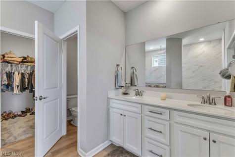 520 Forecastle Court Avon Lake OH 44012