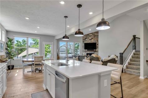 520 Forecastle Court Avon Lake OH 44012