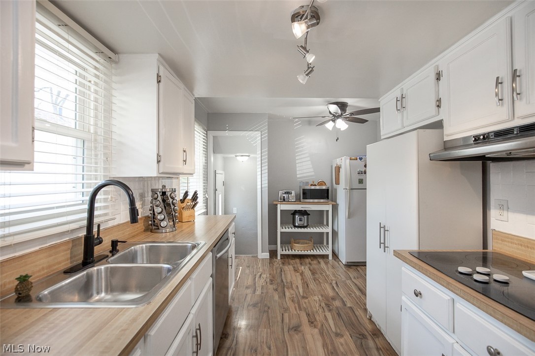 1114 Homestead Road South Euclid OH 44121