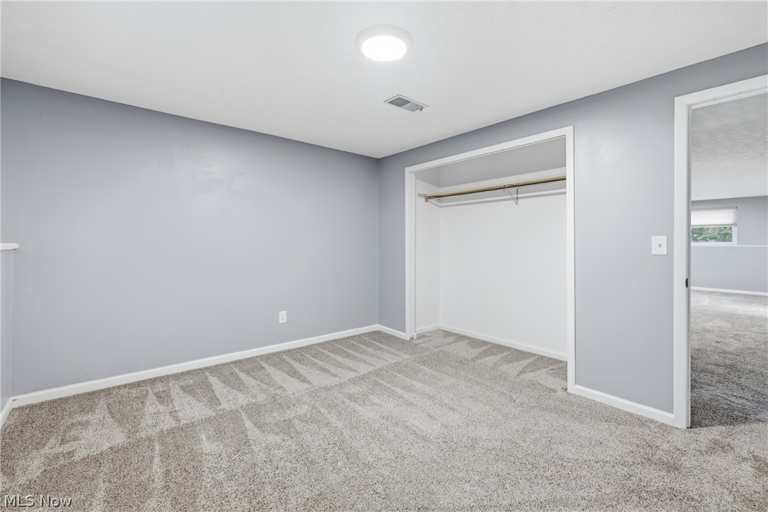 1159 Timbercrest Youngstown OH 44505