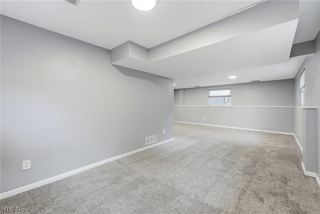 1159 Timbercrest Youngstown OH 44505