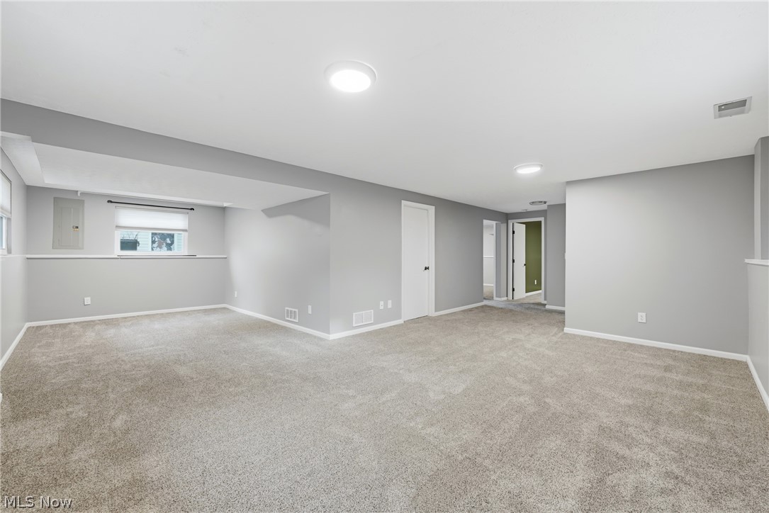 1159 Timbercrest Youngstown OH 44505