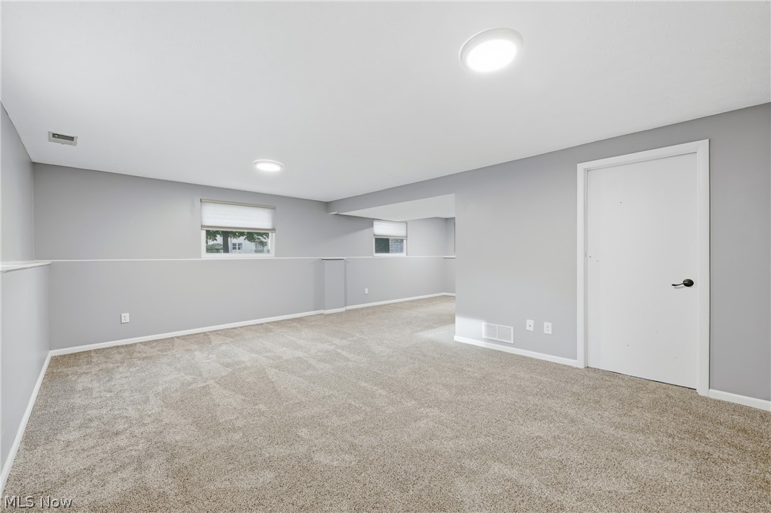 1159 Timbercrest Youngstown OH 44505