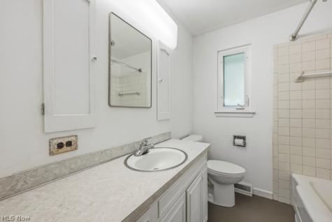 2171 Garden Drive Wickliffe OH 44092