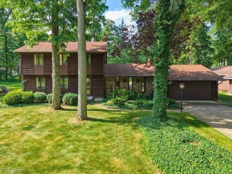 9110 Idlewood Drive Mentor OH 44060