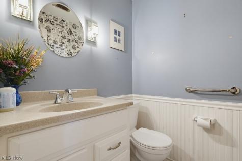 9110 Idlewood Drive Mentor OH 44060