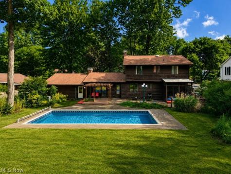 9110 Idlewood Drive Mentor OH 44060