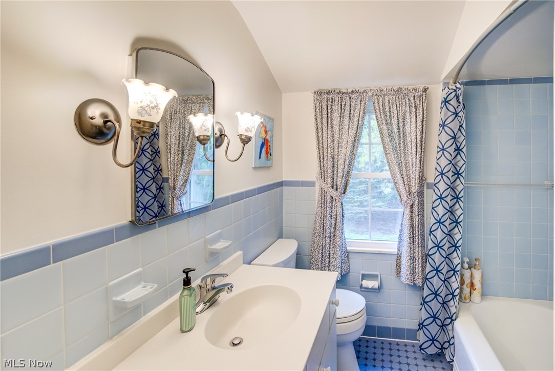 1420 Westover Road Cleveland Heights OH 44118