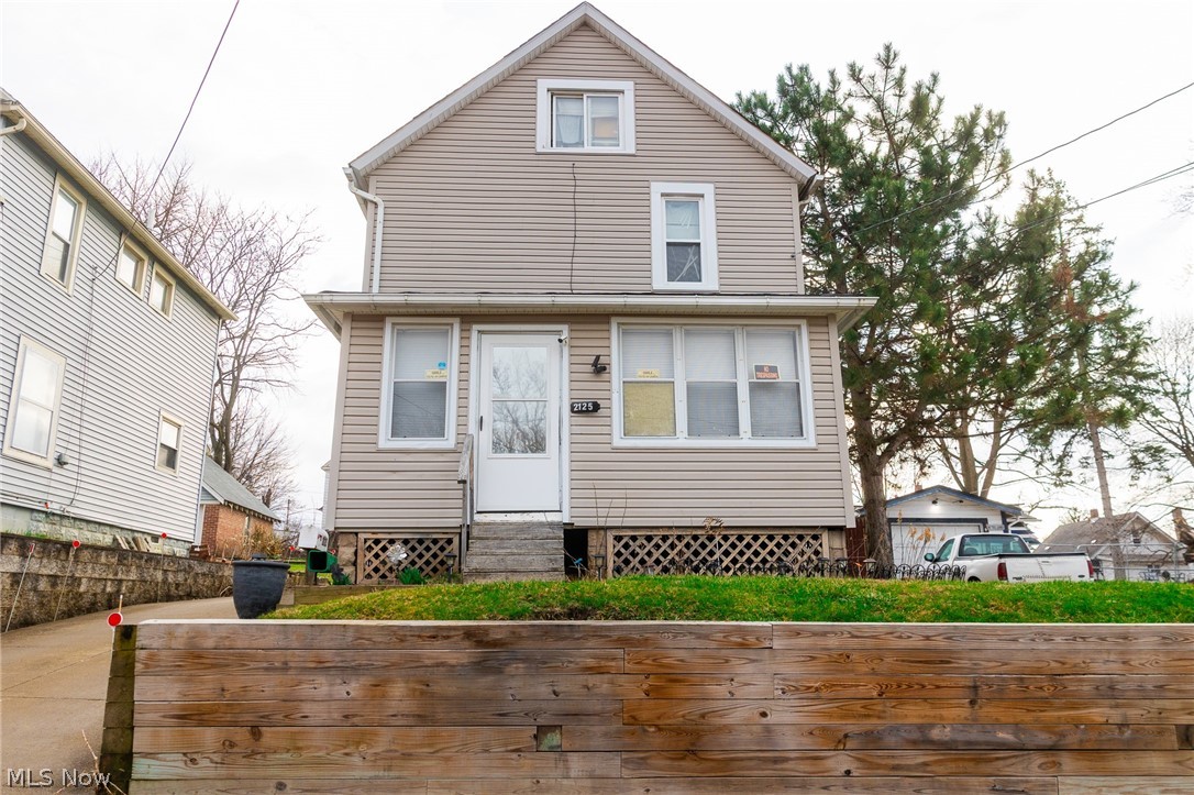 2125 10th Street SW Akron OH 44314
