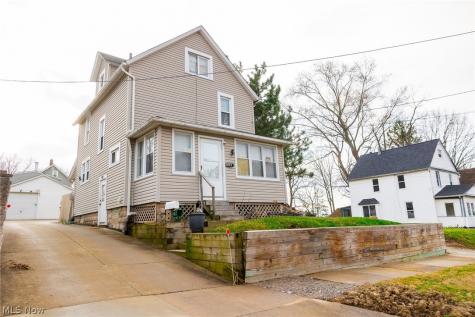 2125 10th Street SW Akron OH 44314