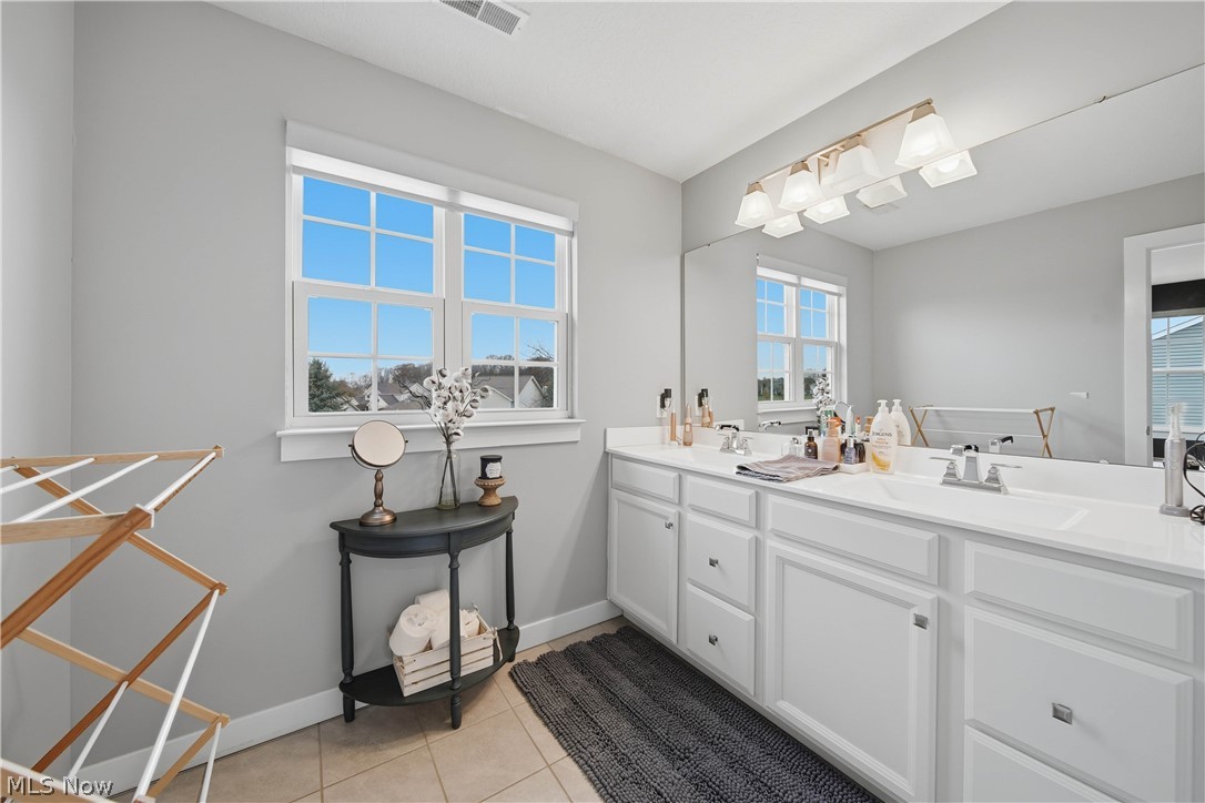3345 Sandgate Street NW North Canton OH 44720