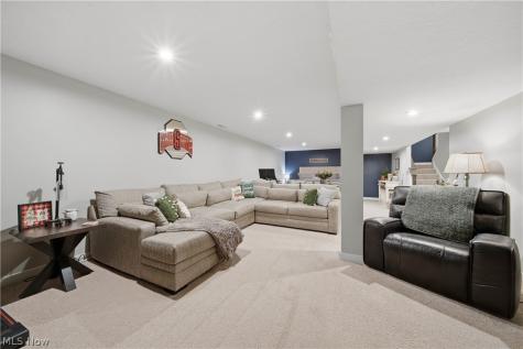 3345 Sandgate Street NW North Canton OH 44720