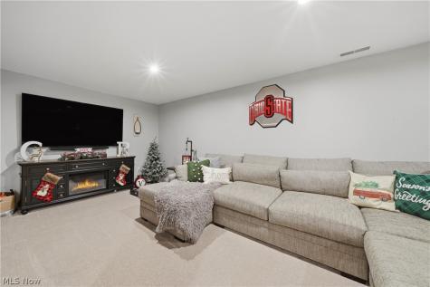 3345 Sandgate Street NW North Canton OH 44720