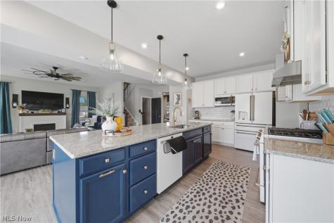 3345 Sandgate Street NW North Canton OH 44720