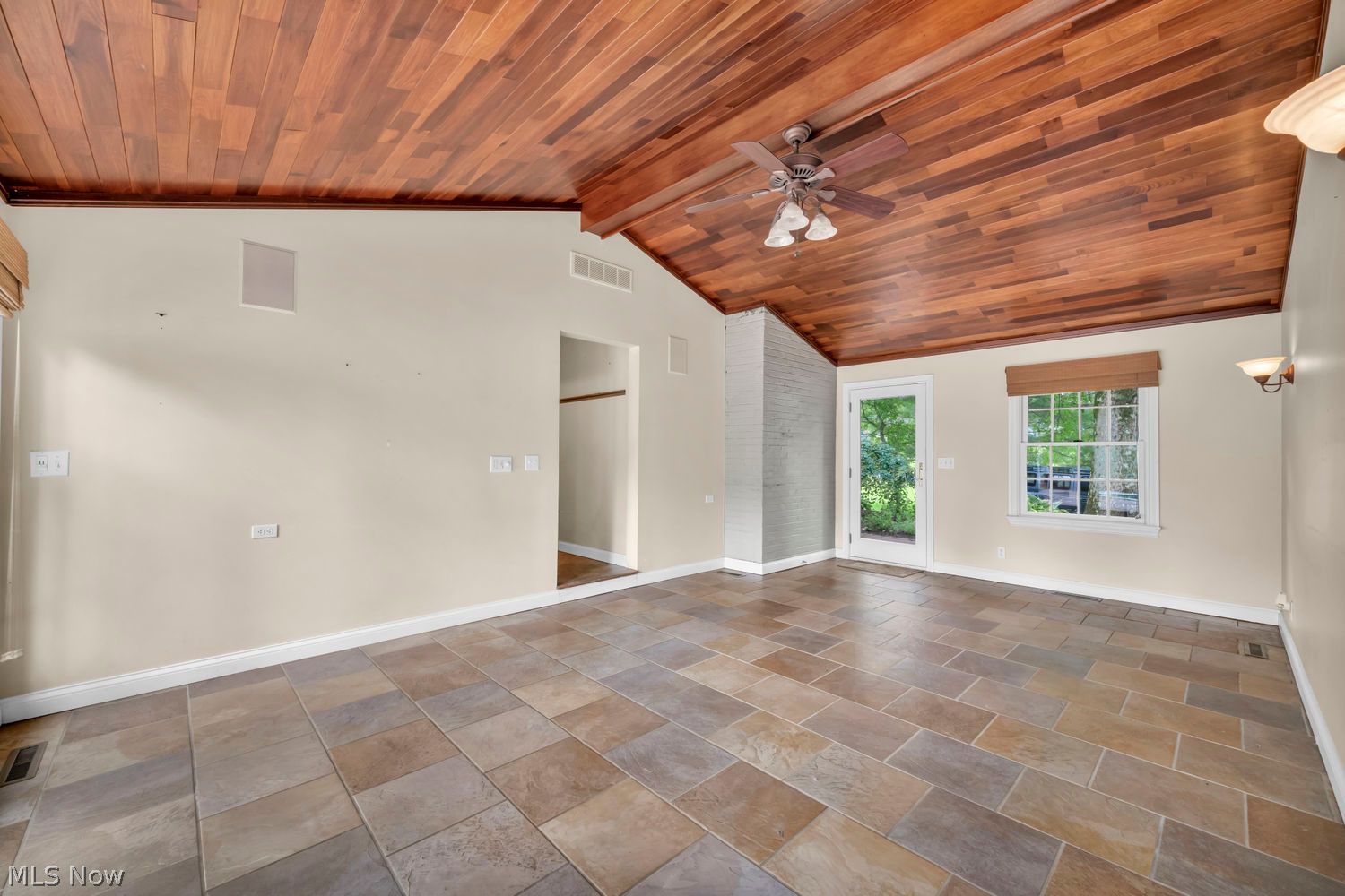 18514 Ridge Road North Royalton OH 44133