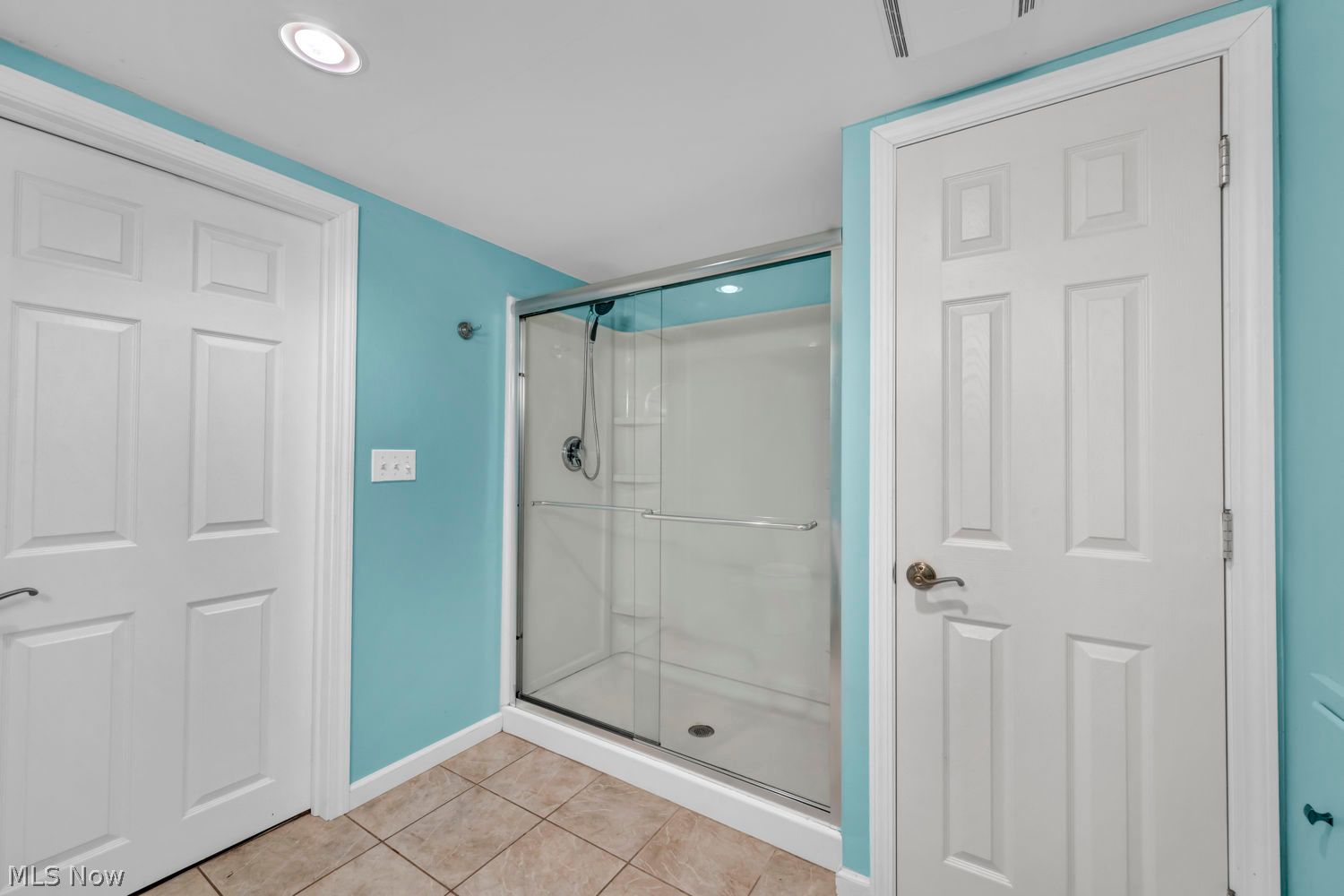 18514 Ridge Road North Royalton OH 44133