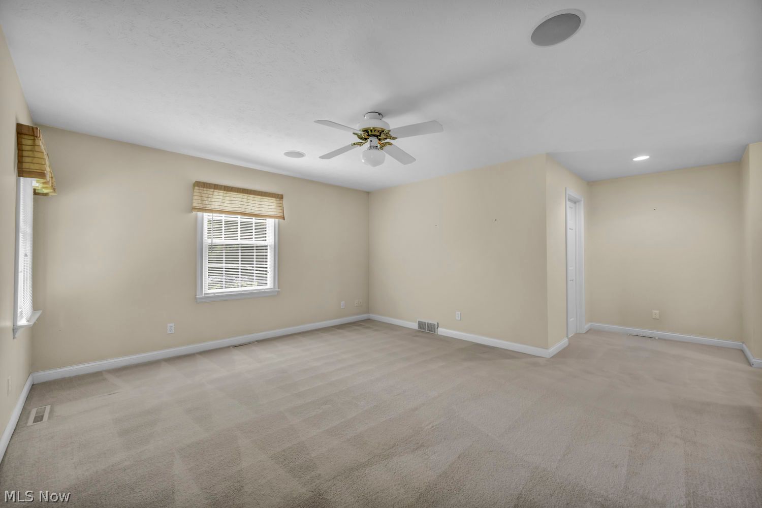 18514 Ridge Road North Royalton OH 44133