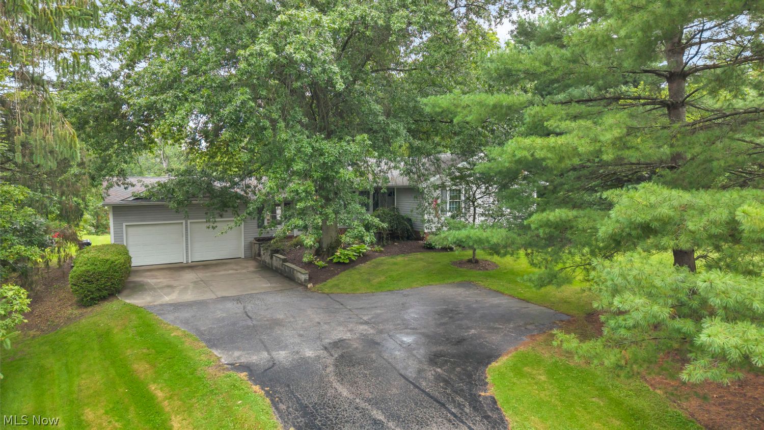 18514 Ridge Road North Royalton OH 44133