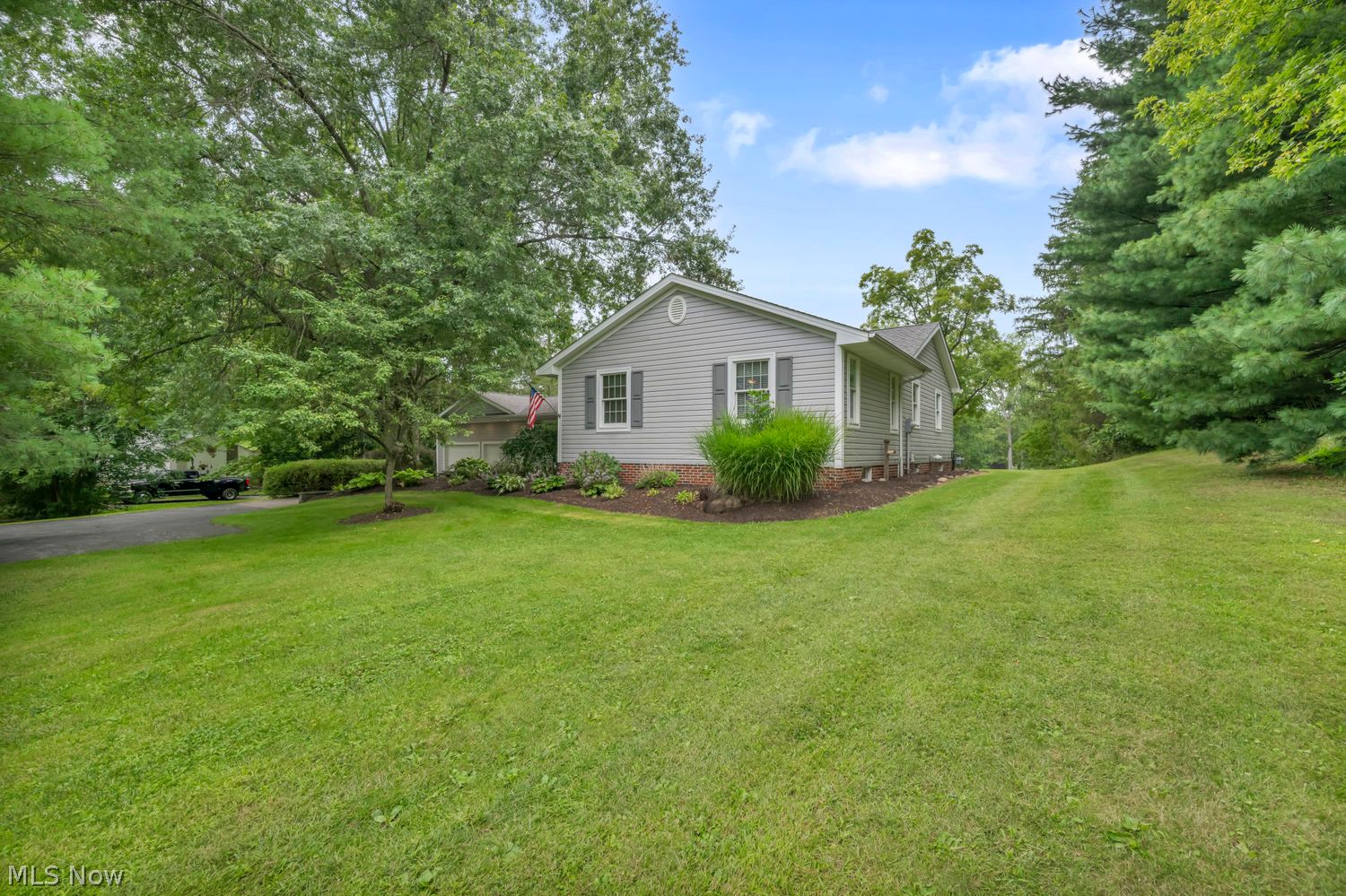 18514 Ridge Road North Royalton OH 44133