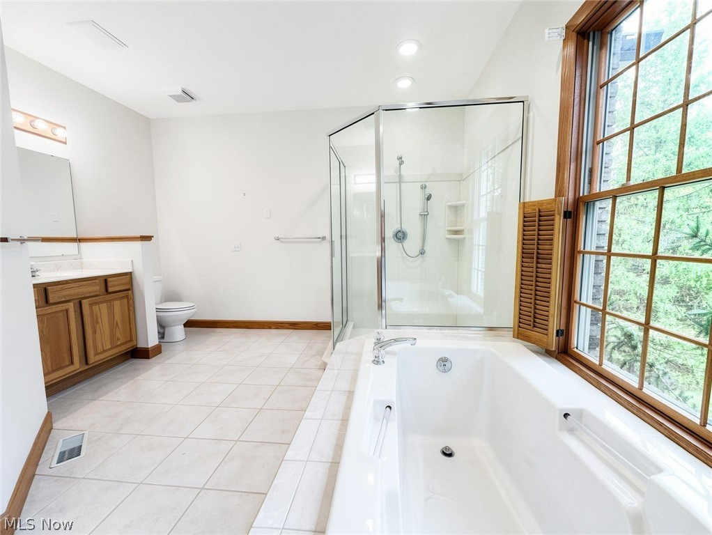 11440 Glenmora Drive Chardon OH 44024