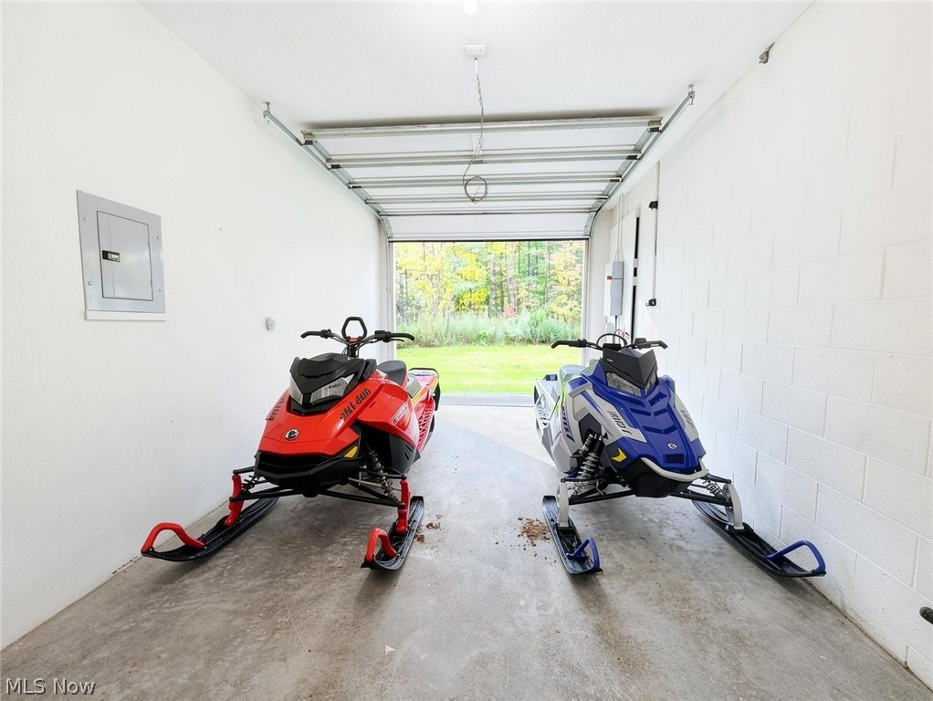 11440 Glenmora Drive Chardon OH 44024
