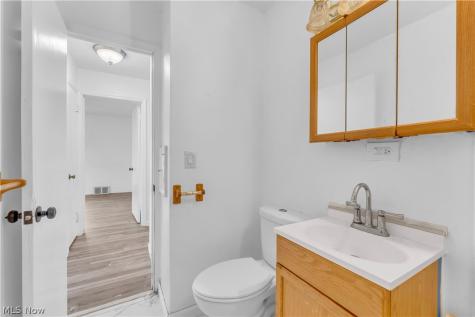 4758 E 88th Street Garfield Heights OH 44125