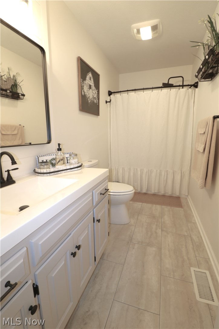 29 Stony Brook Lane Wakeman OH 44889