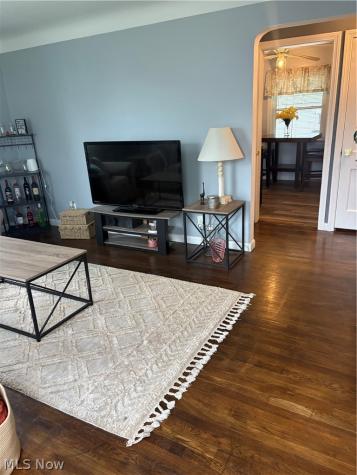 5271 W 49th Street Parma OH 44134