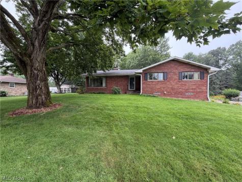 1157 Glenview Drive Mogadore OH 44260