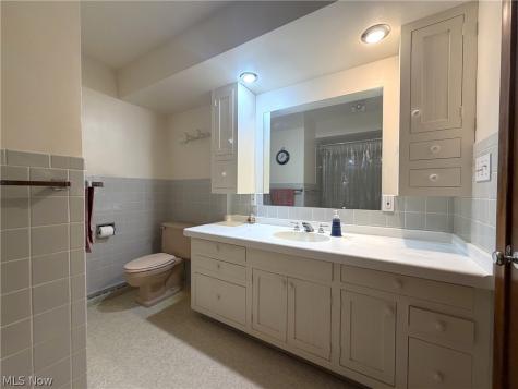 1157 Glenview Drive Mogadore OH 44260