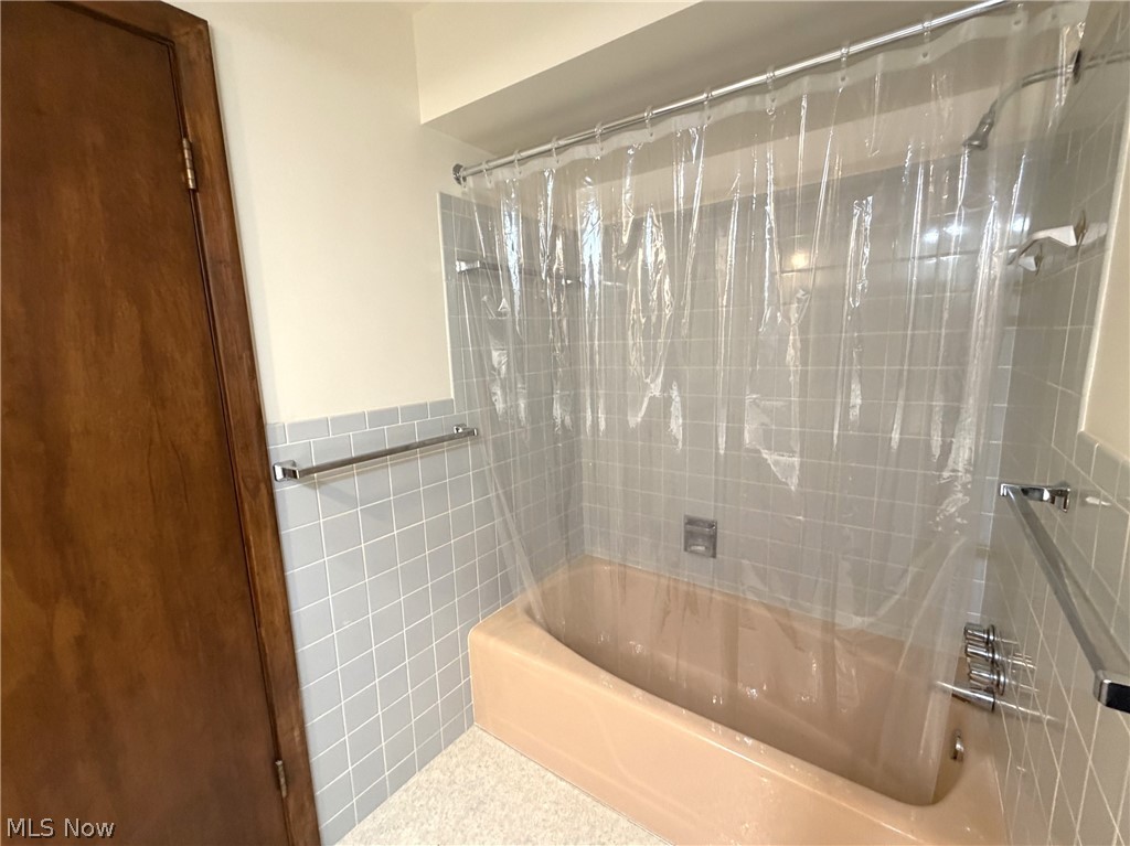 1157 Glenview Drive Mogadore OH 44260